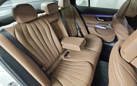 Mercedes-Benz E-Класс, 2025 год, 8 400 000 рублей, 17 фотография
