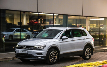 Volkswagen Tiguan II, 2018 год, 2 399 000 рублей, 3 фотография