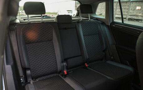 Volkswagen Tiguan II, 2018 год, 2 399 000 рублей, 27 фотография