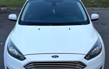 Ford Focus III, 2015 год, 950 000 рублей, 2 фотография