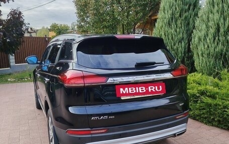 Geely Atlas, 2022 год, 1 850 000 рублей, 4 фотография