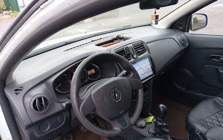 Renault Sandero II рестайлинг, 2015 год, 500 000 рублей, 11 фотография