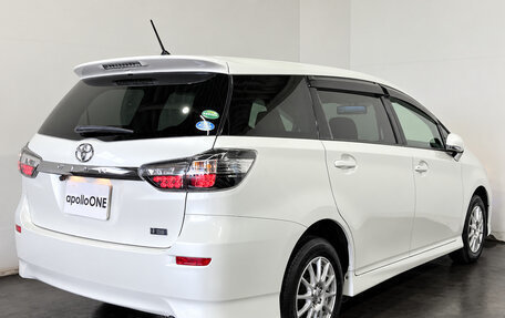 Toyota Wish II, 2017 год, 1 190 000 рублей, 5 фотография