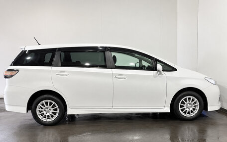 Toyota Wish II, 2017 год, 1 190 000 рублей, 4 фотография