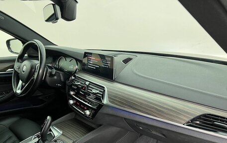 BMW 5 серия, 2017 год, 3 550 000 рублей, 15 фотография