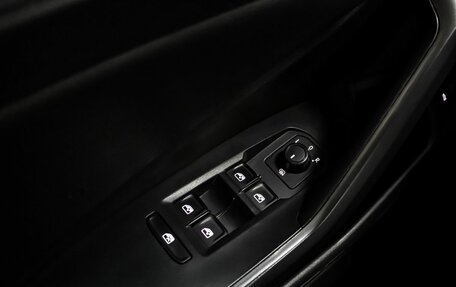 Volkswagen Jetta VII, 2018 год, 1 399 000 рублей, 16 фотография