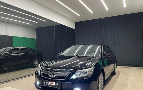 Toyota Camry, 2014 год, 1 850 000 рублей, 2 фотография