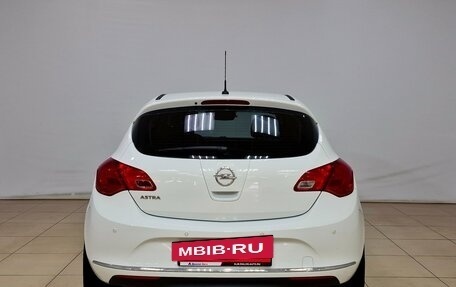 Opel Astra J, 2013 год, 670 000 рублей, 6 фотография