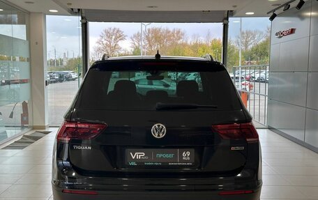 Volkswagen Tiguan II, 2020 год, 2 817 000 рублей, 5 фотография