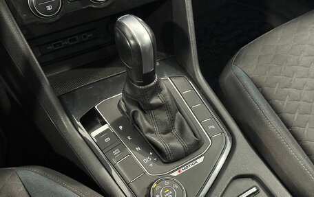 Volkswagen Tiguan II, 2020 год, 2 817 000 рублей, 16 фотография