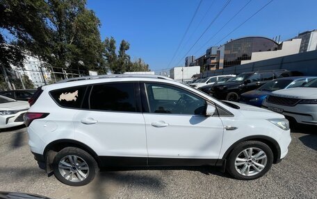 Ford Kuga III, 2017 год, 1 350 000 рублей, 5 фотография