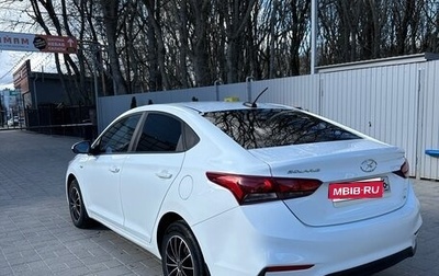 Hyundai Solaris II рестайлинг, 2018 год, 1 100 000 рублей, 1 фотография