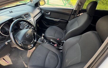 KIA Rio III рестайлинг, 2015 год, 890 000 рублей, 9 фотография
