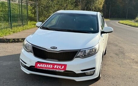 KIA Rio III рестайлинг, 2015 год, 890 000 рублей, 7 фотография
