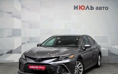 Toyota Camry, 2022 год, 2 970 000 рублей, 1 фотография