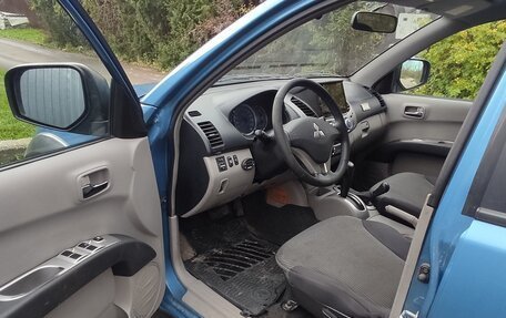 Mitsubishi L200 IV рестайлинг, 2007 год, 1 150 000 рублей, 8 фотография