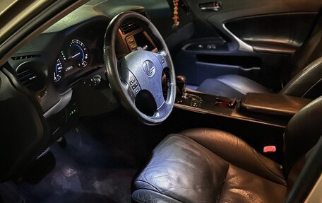 Lexus IS II рестайлинг 2, 2006 год, 1 200 000 рублей, 10 фотография