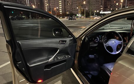Lexus IS II рестайлинг 2, 2006 год, 1 200 000 рублей, 12 фотография