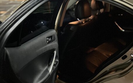 Lexus IS II рестайлинг 2, 2006 год, 1 200 000 рублей, 14 фотография