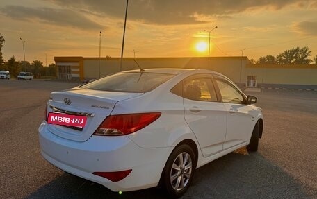 Hyundai Solaris II рестайлинг, 2014 год, 955 000 рублей, 4 фотография