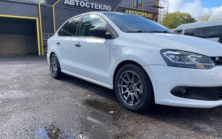 Volkswagen Polo VI (EU Market), 2013 год, 800 000 рублей, 11 фотография