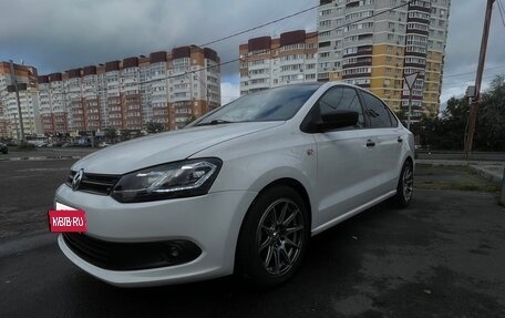 Volkswagen Polo VI (EU Market), 2013 год, 800 000 рублей, 8 фотография