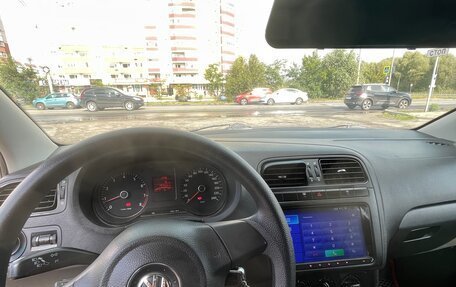 Volkswagen Polo VI (EU Market), 2013 год, 800 000 рублей, 23 фотография