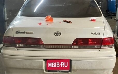 Toyota Mark II VIII (X100), 2000 год, 1 179 000 рублей, 2 фотография