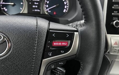 Toyota Land Cruiser Prado 150 рестайлинг 2, 2022 год, 5 950 000 рублей, 12 фотография