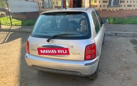 Nissan Micra II, 2000 год, 190 000 рублей, 3 фотография