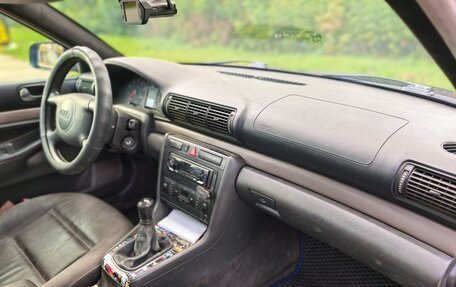 Audi A4, 2000 год, 450 000 рублей, 9 фотография