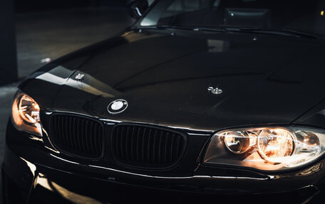 BMW 1 серия, 2011 год, 2 700 000 рублей, 6 фотография