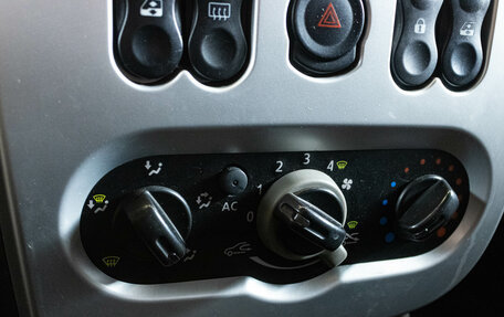 Renault Sandero I, 2011 год, 690 000 рублей, 16 фотография