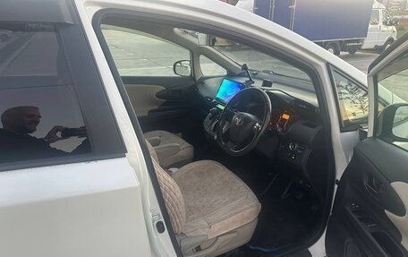 Toyota Wish II, 2010 год, 1 300 000 рублей, 18 фотография