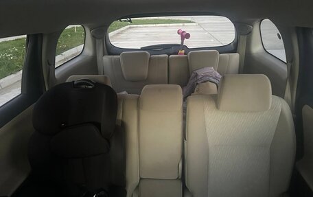 Toyota Wish II, 2010 год, 1 300 000 рублей, 25 фотография