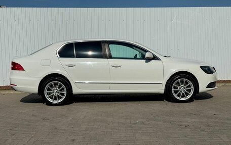 Skoda Superb III рестайлинг, 2014 год, 1 299 000 рублей, 6 фотография