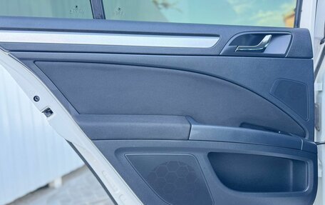 Skoda Superb III рестайлинг, 2014 год, 1 299 000 рублей, 16 фотография