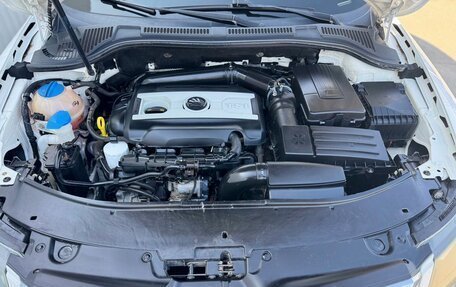 Skoda Superb III рестайлинг, 2014 год, 1 299 000 рублей, 28 фотография