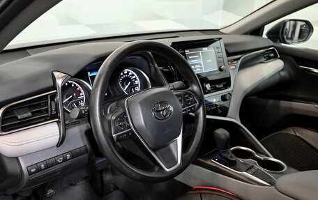 Toyota Camry, 2022 год, 2 970 000 рублей, 14 фотография
