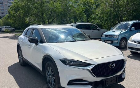 Mazda CX-4, 2023 год, 2 330 010 рублей, 9 фотография