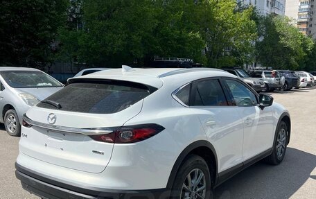 Mazda CX-4, 2023 год, 2 330 010 рублей, 10 фотография