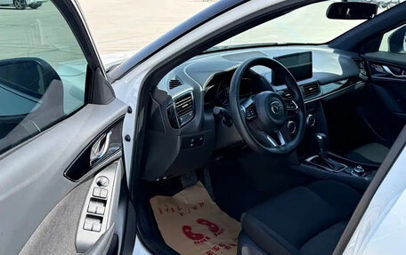 Mazda CX-4, 2023 год, 2 330 010 рублей, 16 фотография