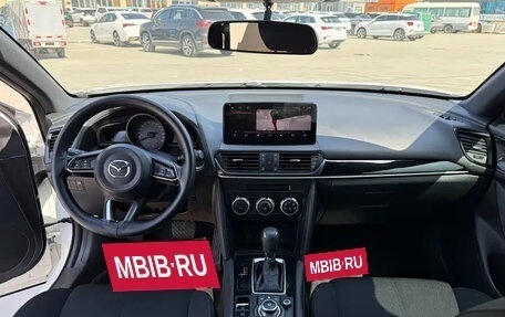Mazda CX-4, 2023 год, 2 330 010 рублей, 13 фотография