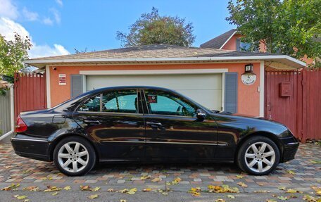 Mercedes-Benz E-Класс, 2003 год, 1 300 000 рублей, 3 фотография