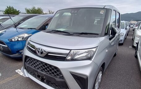 Toyota Roomy I, 2022 год, 635 000 рублей, 2 фотография