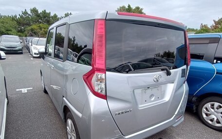 Toyota Roomy I, 2022 год, 635 000 рублей, 6 фотография