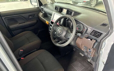 Toyota Roomy I, 2022 год, 635 000 рублей, 8 фотография