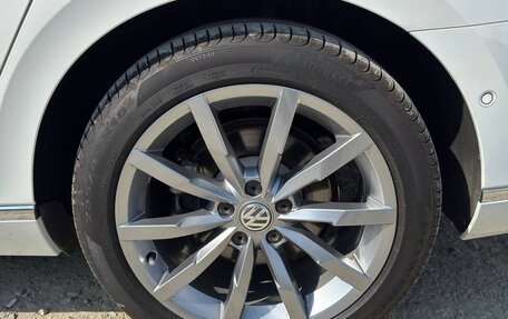 Volkswagen Passat B8 рестайлинг, 2016 год, 1 830 000 рублей, 22 фотография