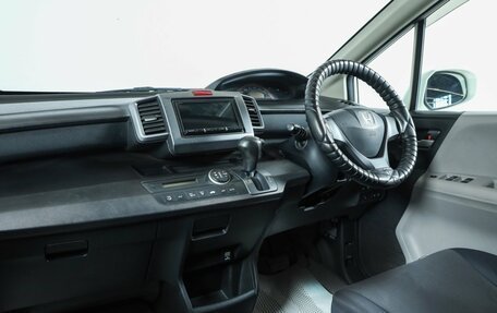 Honda Freed I, 2010 год, 1 099 000 рублей, 8 фотография