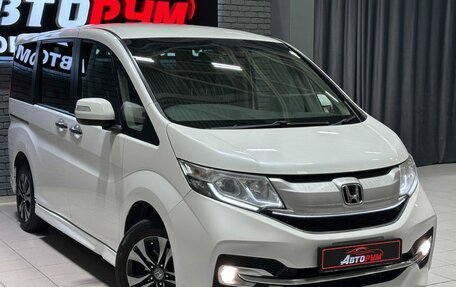 Honda Stepwgn IV, 2017 год, 1 897 000 рублей, 5 фотография